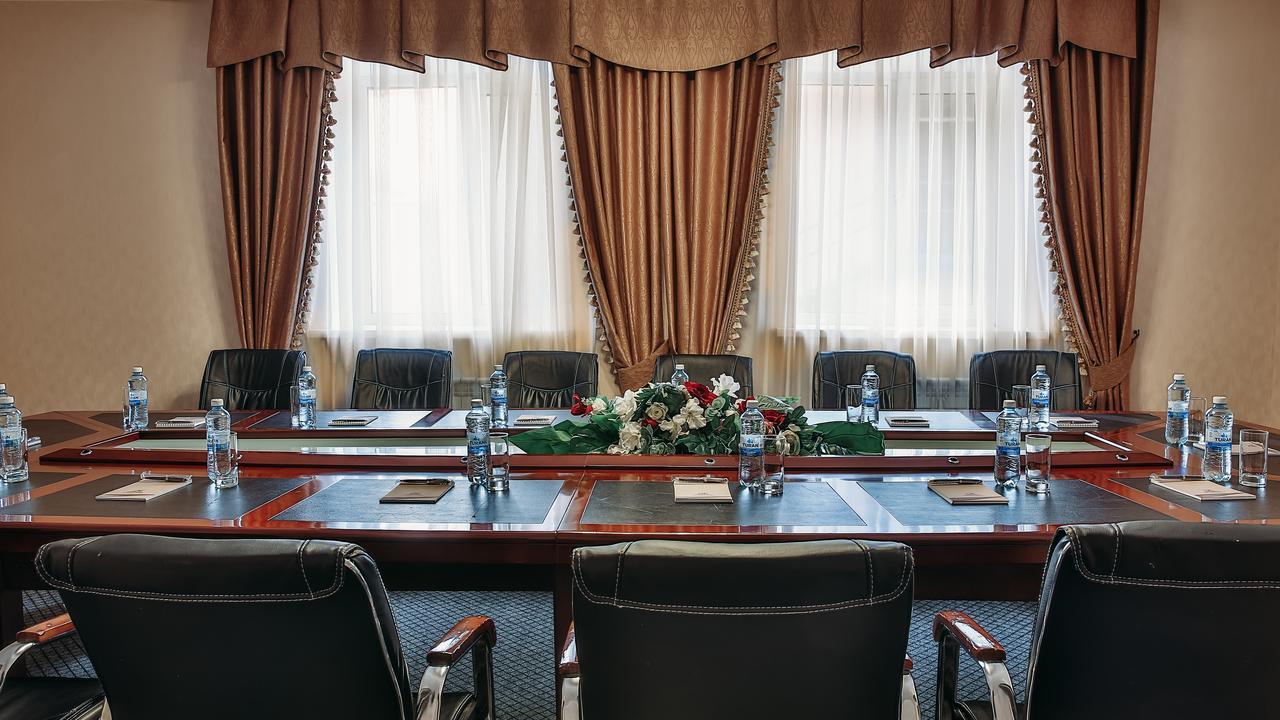 Hotel Goldman Empire Astana Exteriér fotografie